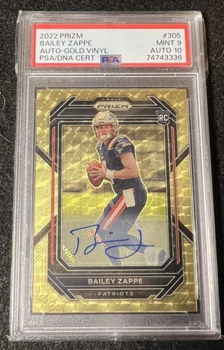 Bailey Zappe [Gold Vinyl] #305 2022 Panini Prizm card