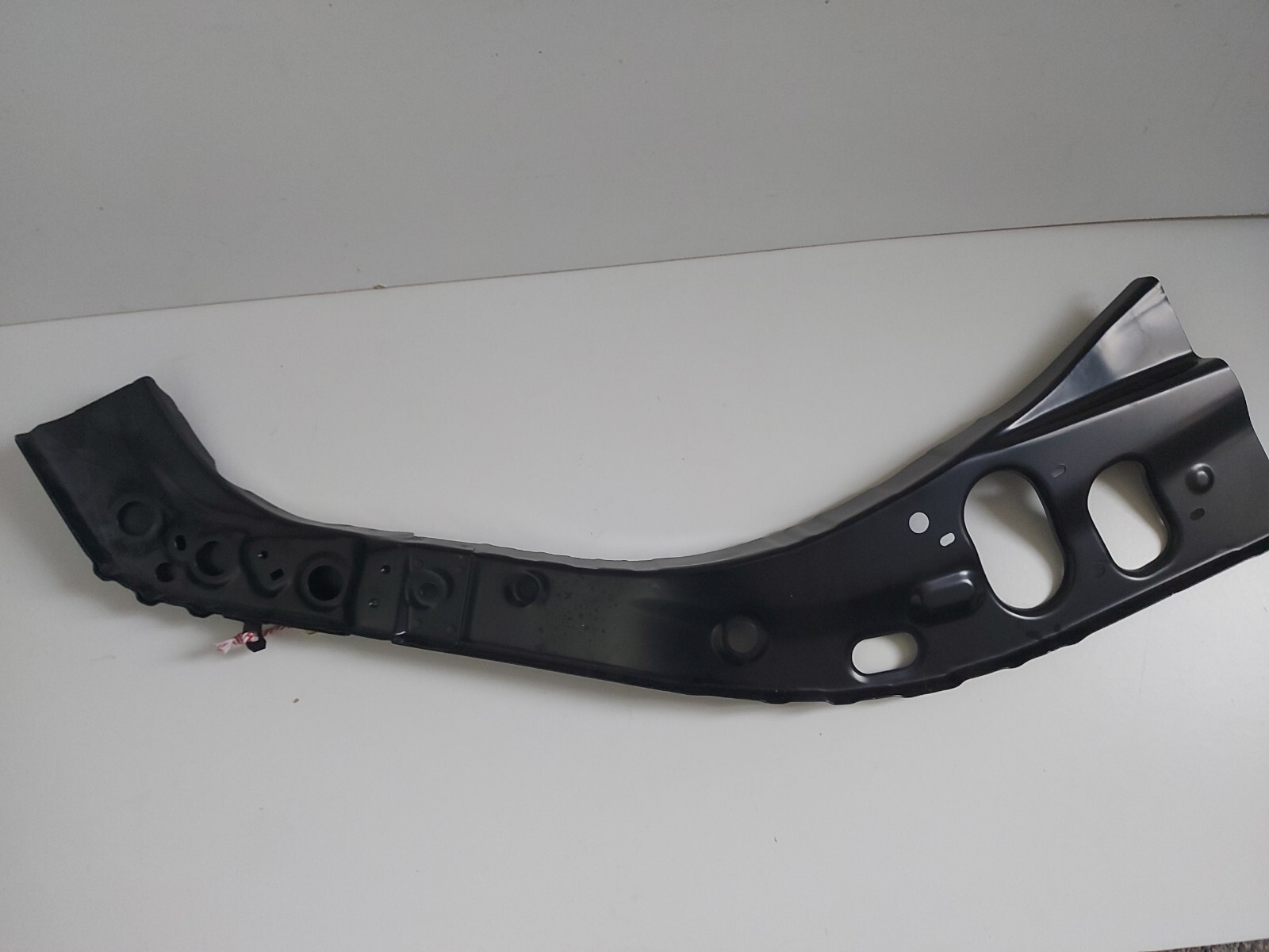 Genuine New 5220K584 Mitsubishi front right fender protection | eBay 