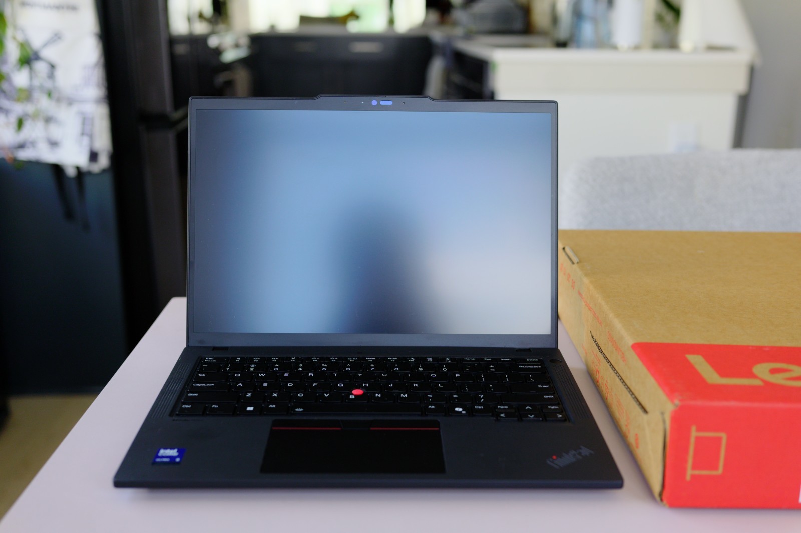 Lenovo ThinkPad T14 Gen 6, 14-Inch Laptop, with Ultra 5 235U, 512 GB SSD (Solid State Drive), Windows 11 Pro
