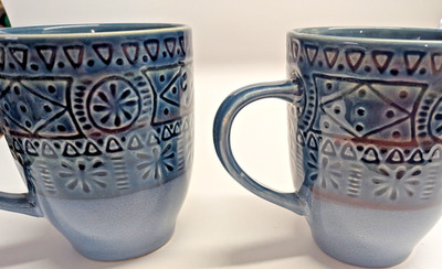 Kingsfield threshold stoneware set of 2/ 16oz coffee tea mugs cups blue debossed