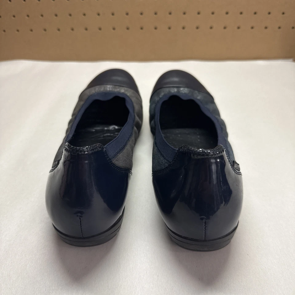 Zapatos planos de ballet Mephisto para mujer 8,5 Elettra azul marino charol puntera cómoda Foto 4 de 4