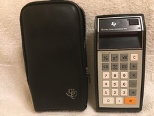 calcolatrice vintage anni 70 Texas Instruments SR-10 con custodia calcolatrice
