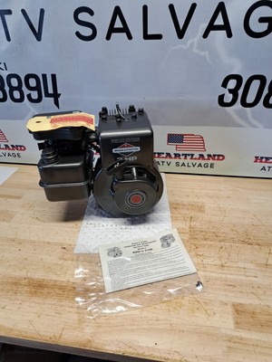 1976 Vintage NOS 3 hp Briggs & Stratton Engine 80202 R10 #5