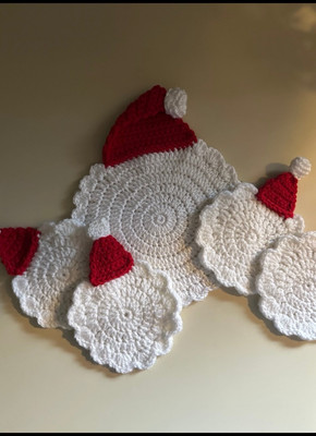 Christmas Crochet Santa Hat Coasters With Placemat