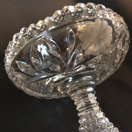 VINTAGE GLASS COMPOTE ENGRAVED FLOWERS BUTTONS CROSS HATCH SAW TOOTH - Picture 3 of 13