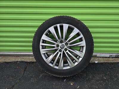 TOYOTA HIGHLANDER 20-24 WHEEL RIM 235/55R20 MICHELIN TIRE OEM