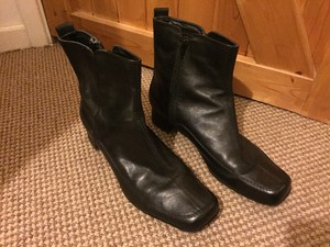 clarks black ankle boots