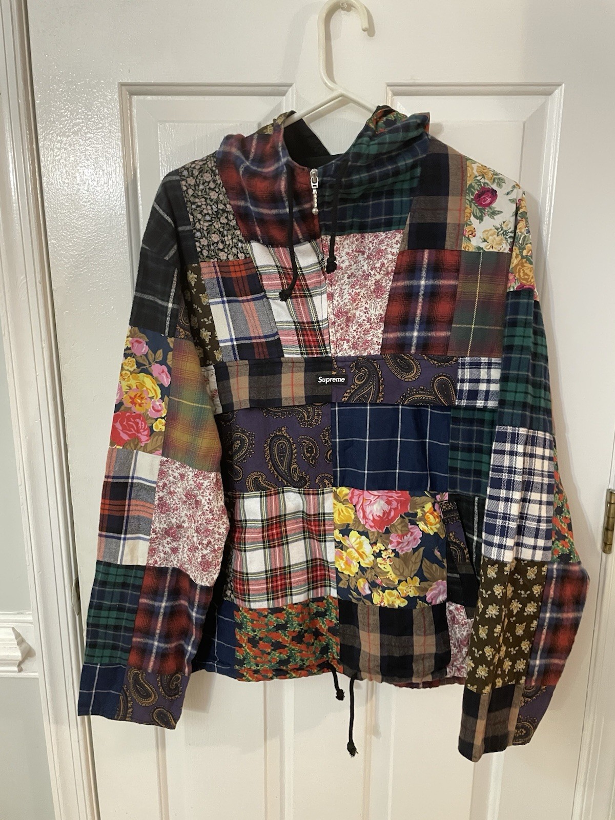 Size Large Supreme FW16 Patchwork Set Anorak & Sw… - image 3