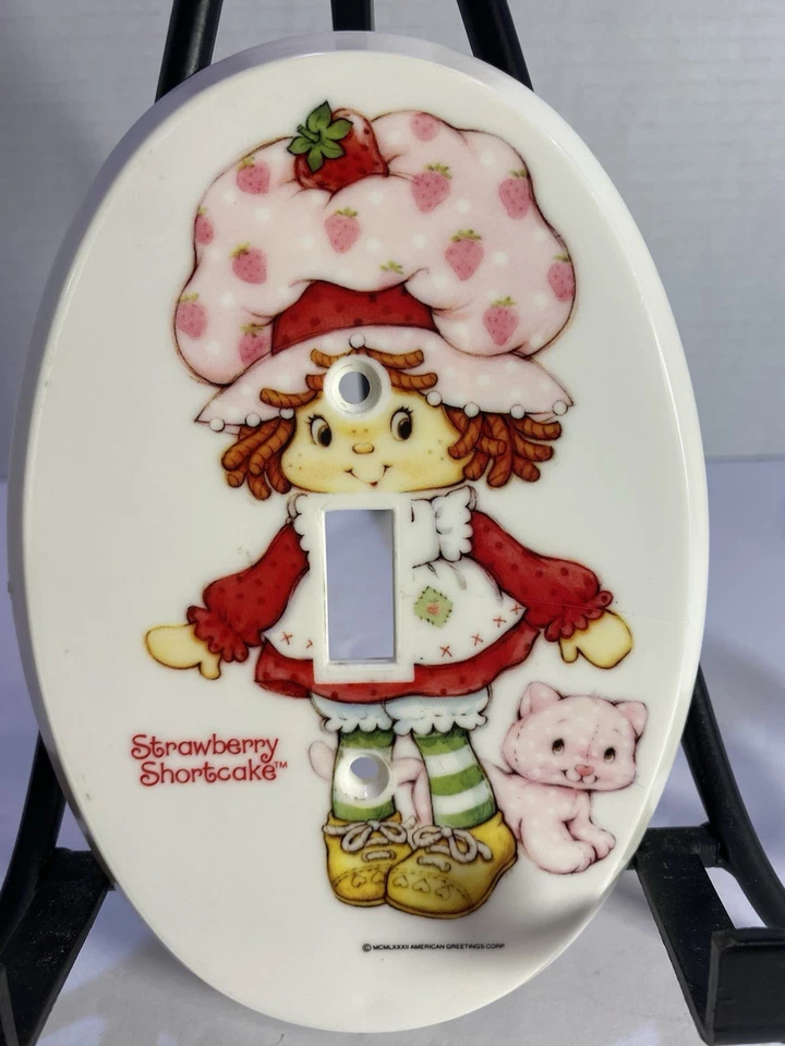 De Colección Fresa Shortcake Luz Interruptor Cubierta Plato American Greetings Gran Forma Foto 3 de 4