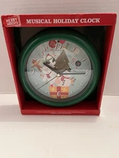 Merry Moments Green Musical Holiday Clock 12 Songs Christmas Decorations New