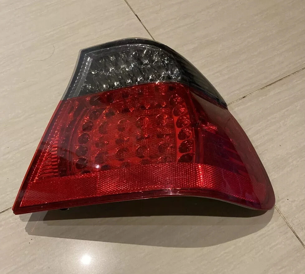 EAGLE EYES BMW E46 クーペ 後期仕様テールランプ左右