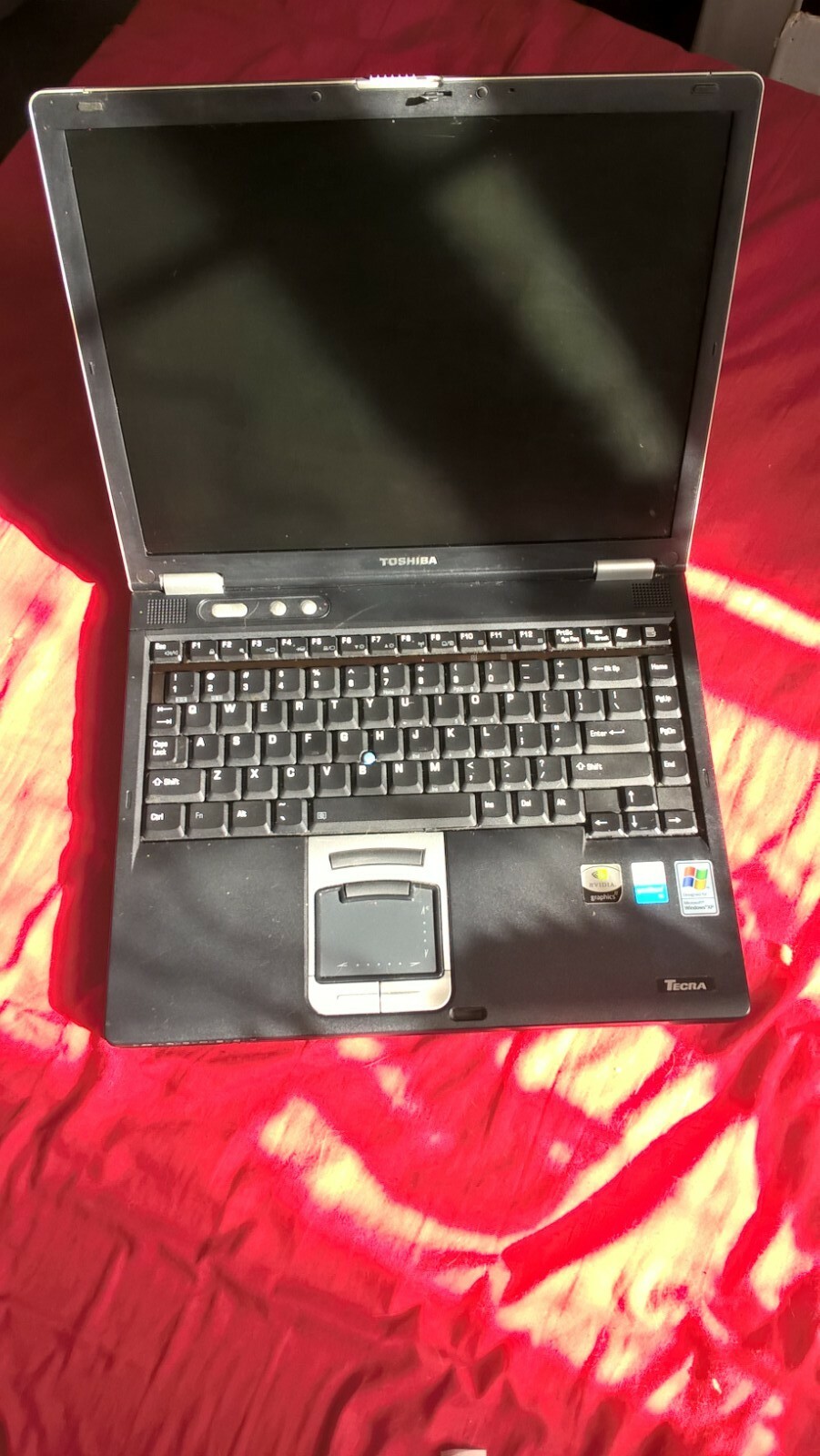 Toshiba Tecra Laptop PTM Win XP Pro Parts/unknown if works no charger