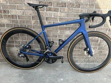 Enve Composites Melee Carbon Disc Road Bike - Shimano Dura-Ace - 54cm