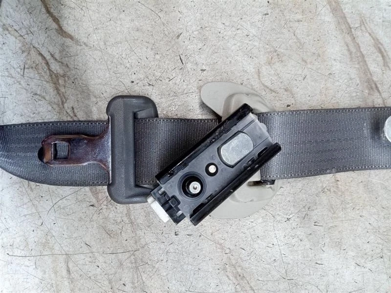 Used Front Right Seat Belt Front fits: 2010 Toyota Prius bucket Prius Plug-in VI Foto 3 de 4