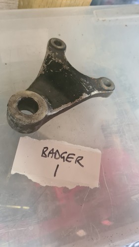 Suzuki GSX1100 ET Rear Caliper Hanger