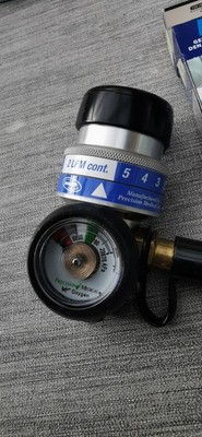 Invacare Oxygen Conserving  Regulator    O2 Sauerstoff Druckminderer Beatmung