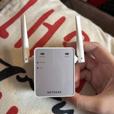NETGEAR AC750 EX3700-100NAS Wireless Dual Band Range Extender