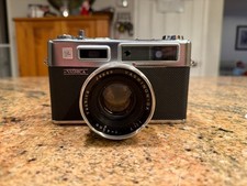 Yashica Electro 35 35mm Camera, Chrome with 45 f/1.7 Lens Original FOR PARTS