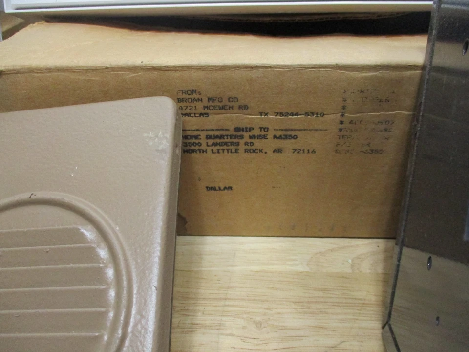 Sistema de intercomunicación AM/FM Broan Music K1172 K305i KDSB3WH altavoces hardware ect. Foto 4 de 4