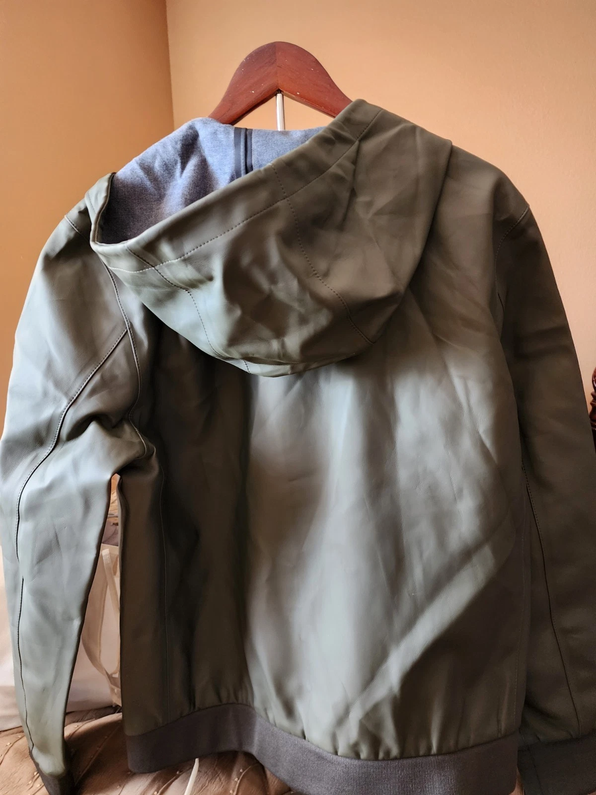 UGG Men's DIEGO RUBBERIZED HOODIE Olive Size Med NWT MSRP $225 - product detail image 8
