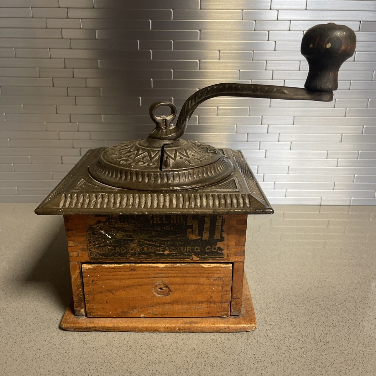 Antique Arcade Manufacturing Company Imperial Coffee Mill 577