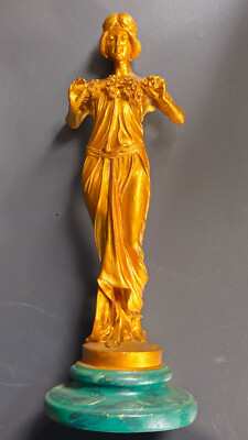 Weibliche Statue in Gold & Grün - Handarbeit hochwertige Materialien zeitlose Eleganz