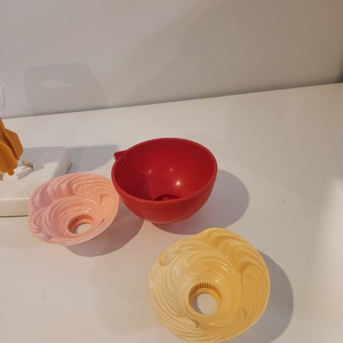 Frullatore, utensili e glassa Fisher Price 1987 vintage - Foto 4 di 9