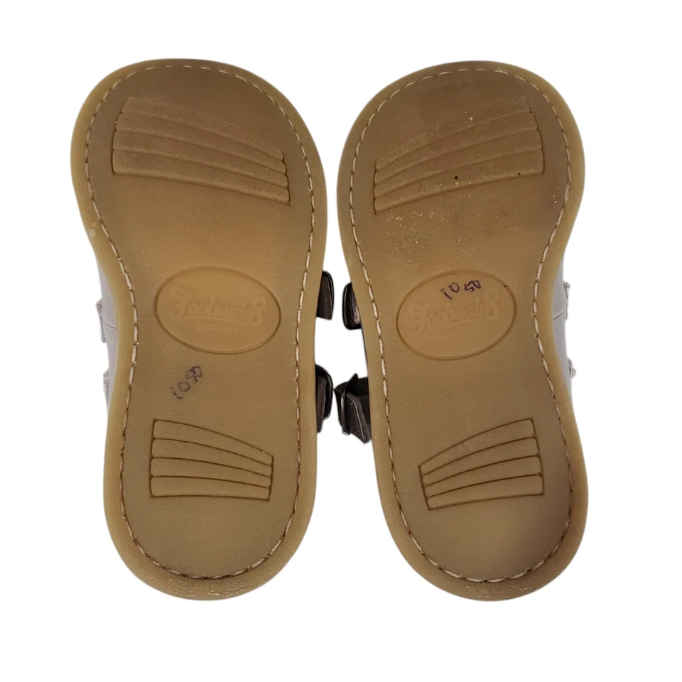 Footmates Danielle Mary Jane Girl Silver Shoes Size 6.5 W Buckle wide - Image 4 of 4