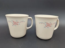 Set of 2 Vintage Corning Ware Corelle English Breakfast Coffee Cups Mugs