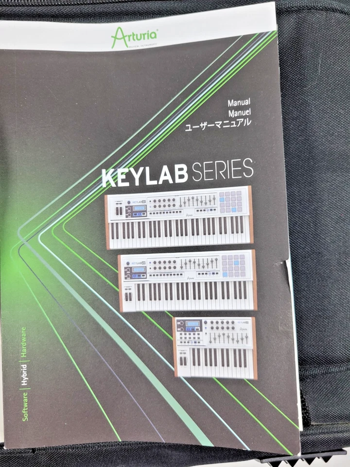 Arturia KeyLab 25 MIDI Controller Keyboard w/ Carry Bag, Cords and Manual - Image 4 of 4