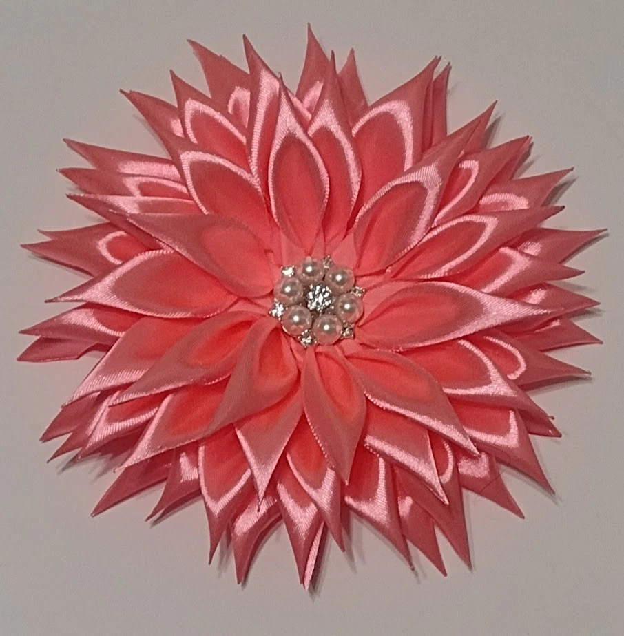 Women's Beautiful Elegant Fabric Brooch Flower Pink Satin Fashionable Accessory - Image 2 of 4