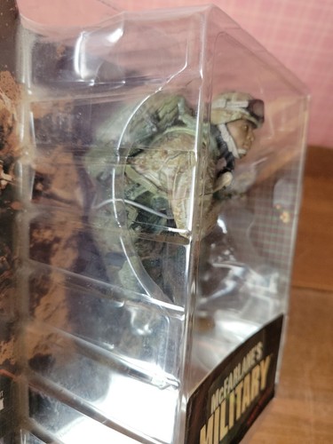 2005 McFarlane Toys McFarlane’s Military Marine Corps Recon NIP African American - Picture 9 of 9
