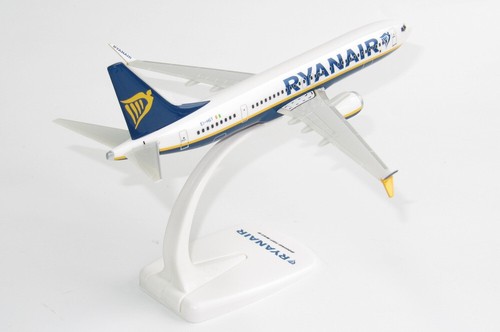 PPC Ryanair Boeing 737 Max 8 Maßstab 1:200 Snap-Fit Modellflugzeug PP-RYAN737M - Bild 4 von 6
