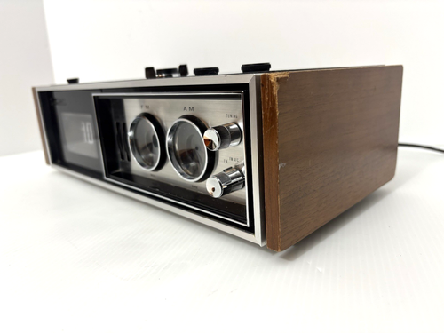 Vtg 1970s Panasonic Flip Alarm Clock Radio AM FM RC-7469 The Cameron Works - Picture 15 of 22