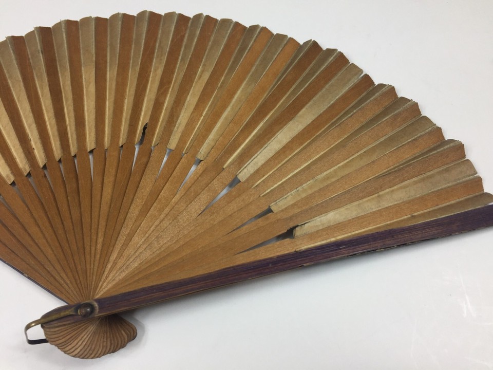 Vintage Folding Hand Fan Romance Marquis 17th Century Couple Costume