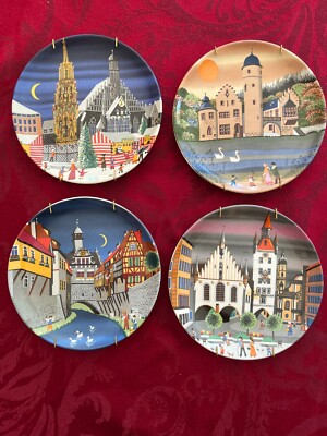 Collectors Special Poole Pottery Plates, 4 w/ display wire