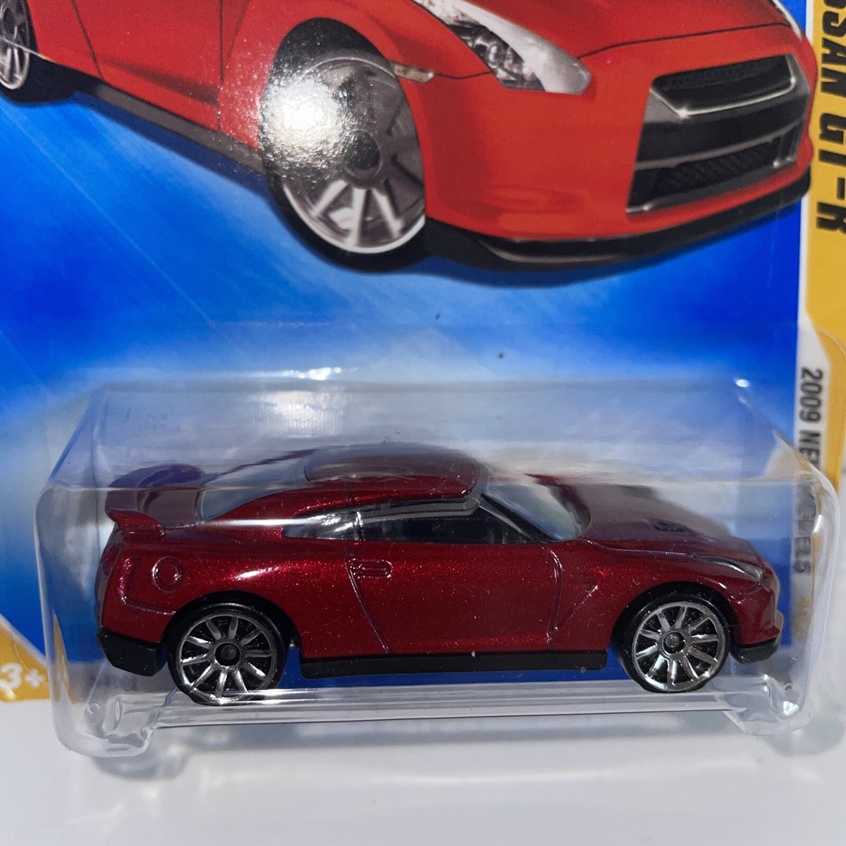 ホットウィール　2009 ニッサン　GT-R　・ディナーカー Amazon.com: Hot Wheels 2009-001 New Models 1 of 42 Nissan GT