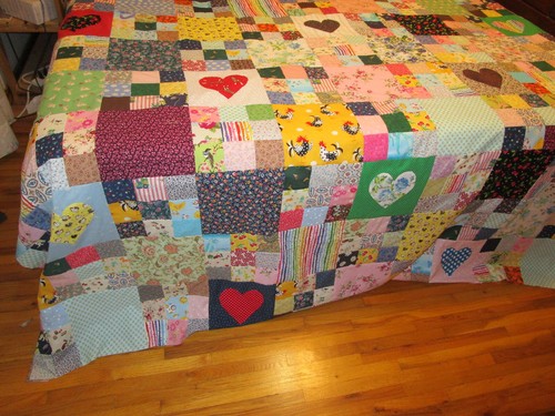 Quilt Top Scrap 9 patch w/ Hearts Hand Appliqued, Large 91"x109" TOP ONLY - Picture 5 of 14