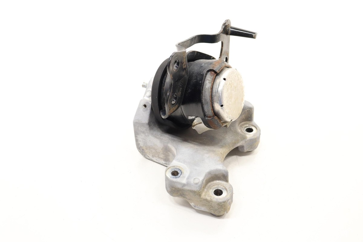 2018 - 2024 JEEP WRANGLER 2.0L ENGINE RIGHT MOUNT BRACKET SUPPORT 