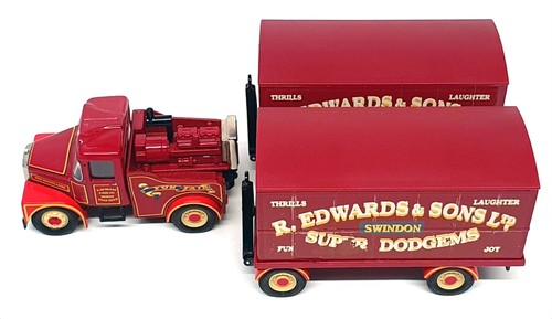 Corgi 1/50 Scale 97920 - Scammell Highwayman Truck R. Edwards Amusements - Red - Picture 4 of 7