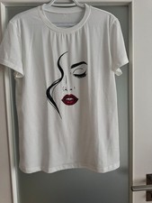 sehr schönes Shirt ca. L 42  weiß Gesicht schwarz rot