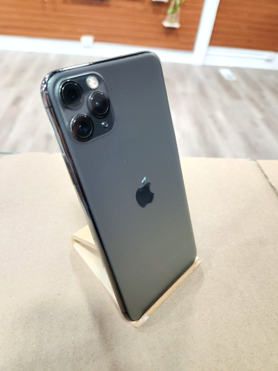Apple iPhone 11 Pro Max - 64 GB - Space Gray (Factory