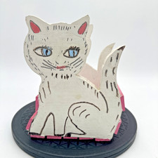 Vintage Pink White Cat Children&rsquo;s Book Rack