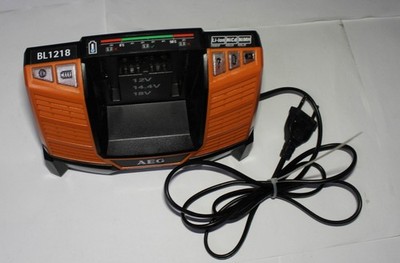 AEG Ladegerät BL 1218 12 V - 18V für NiCd / NiMH / Li-Ion Akkus