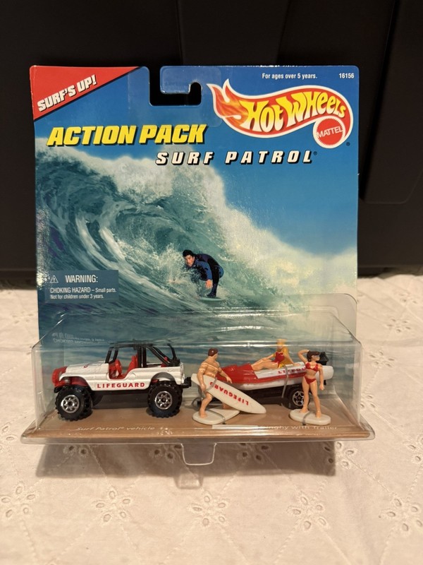 1996 Hot Wheels Action Pack Surf Patrol Play Set Dinghy Trailer Vehicle 16156