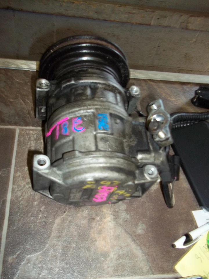 Dodge Shadow Dynasty Spirit Labaron Sundance Daytona 1993 compresor de aire acondicionado de 2,5 L Foto 3 de 4