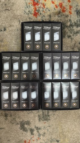 (60) FIVE DOZEN BRAND NEW IN BOX TITLEIST PRO V1 WHITE 2025 - Picture 2 of 2