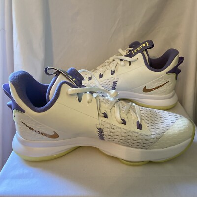 Nike LeBron Witness 5 Basketball Shoes - White with Lavender Accents Size 12 Amazon.com | Nike Adults main image 2