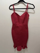Windsor Curves Ahead Bandage Midi Dress Size Small Red