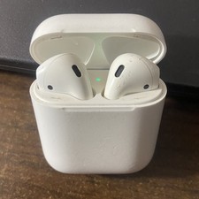 Apple AirPods Great Condition 2nd Generation Pre-Owned READ DESCRIPTION